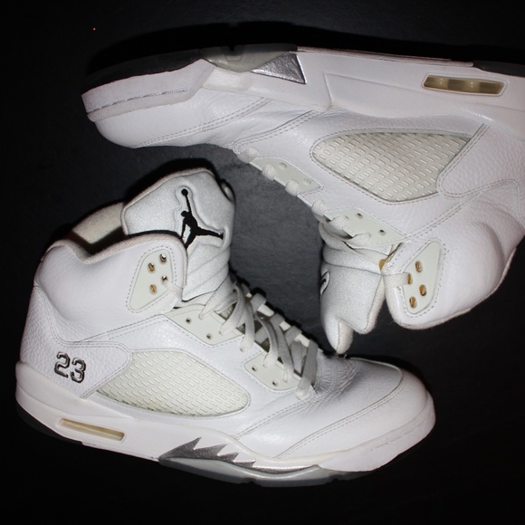Jordan 5 Retro Metallic White (2015) 136027-130 - Picture 6 of 7